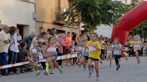 Categories infantils del Correpoma de Barbens, en el marc dels JEESC.