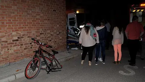 Estat en el qual va quedar la bicicleta del jove atropellat al Palau d'Anglesola.