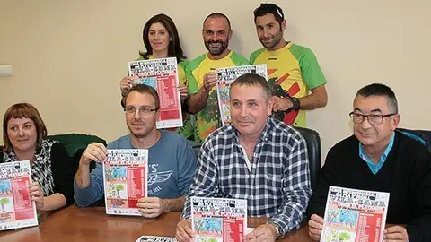Els organitzadors del Cros el Plataner de Vila-sana presenten la prova atlètica.