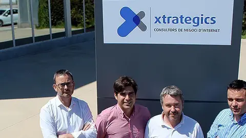 Els responsables de l'empresa Xtrategics de Golmés, parner de Google.