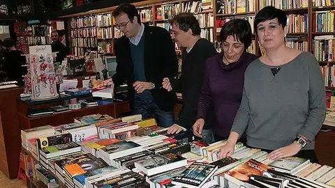 Solsona, Varea, Dalmases i Solé en la llibreria Dalmases que participa en el programa Tàndem.