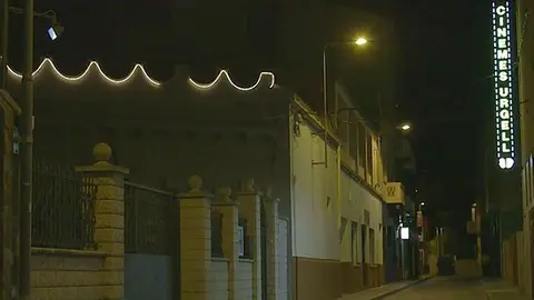 El carrer Navarra s'ha quedat una mica més buit sense l'habitual cartellera.