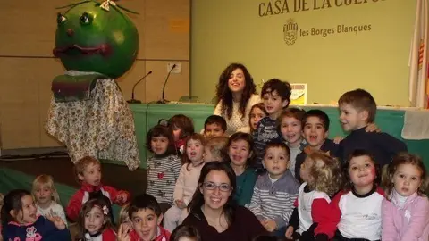 Presentació de l'Oliveta a la Biblioteca-T