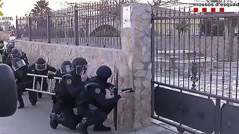 Actuació Mossos d&#39;Esquadra en la detenció de la banda de delinqüents.