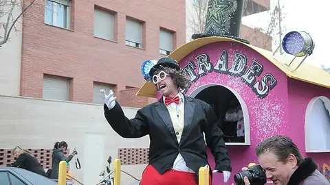 Multitudinària Rua de carnestoltes 2015 a Mollerussa.