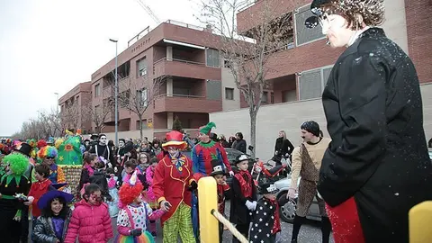 Multitudinària Rua de carnestoltes 2015 a Mollerussa.