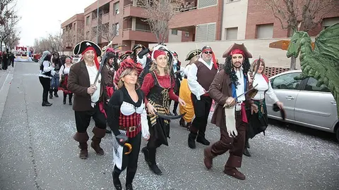 Multitudinària Rua de carnestoltes 2015 a Mollerussa.