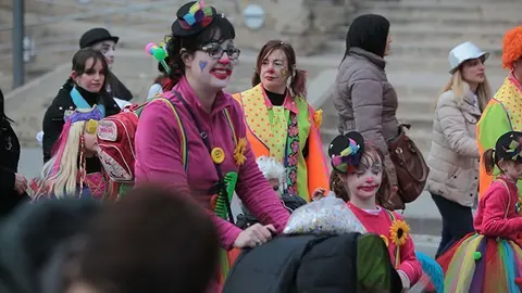 Multitudinària Rua de carnestoltes 2015 a Mollerussa.