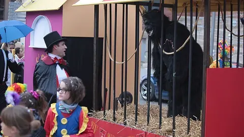 Multitudinària Rua de carnestoltes 2015 a Mollerussa.