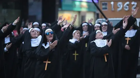 Multitudinària Rua de carnestoltes 2015 a Mollerussa.