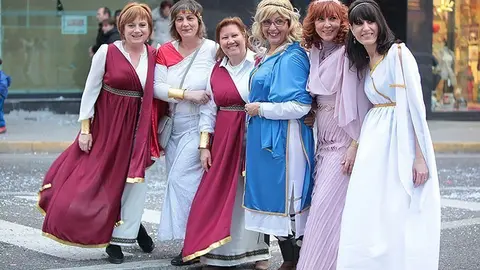 Multitudinària Rua de carnestoltes 2015 a Mollerussa.