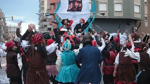 Multitudinària Rua de carnestoltes 2015 a Mollerussa.