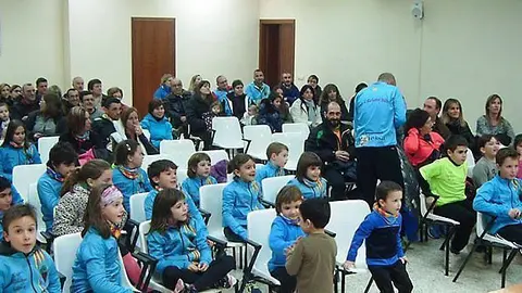 Els esportistes de Bellvís que van participar en l'acte d'homenatge.