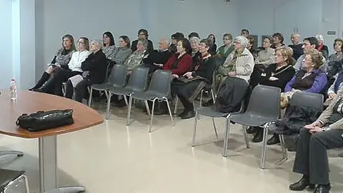 El Dr. Lluís Marques explica els símptomes i tractaments de les al·lèrgies.