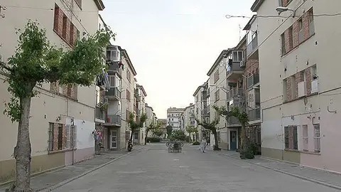 Els quatre blocs del grup d'habitatges Sant Isidori de Mollerussa.