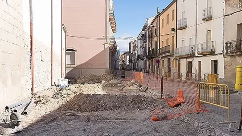 Obres de remodelació urbanística de la plaça Major del Palau d'Anglesola.