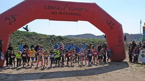 Sortida d&#39;una de les categories del Cros Ciutat de Golmés.
