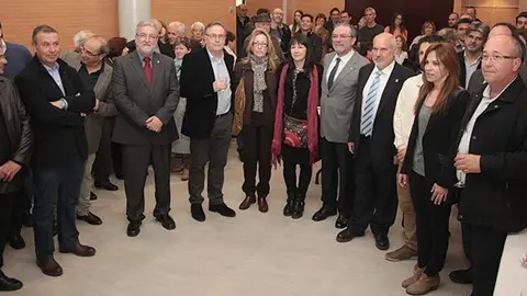Joan Reñé presideix la inauguració de la Sala Polivalent de Sidamon.