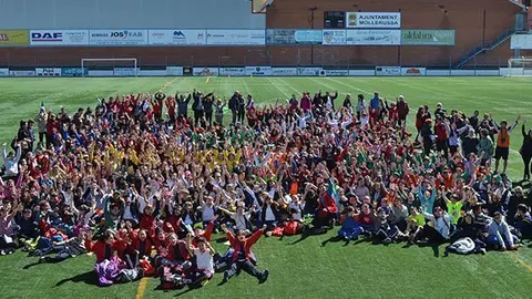 Fotografia dels participants en la quarta Trobada Esportiva del Pla d&#39;Urgell.