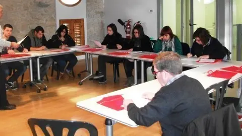 Curs de manipulació d'aliments a l'Oficina Jove (2014)