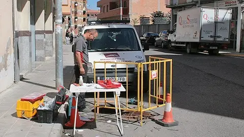Treballs de desplegament de fibra òptica a Mollerussa.
