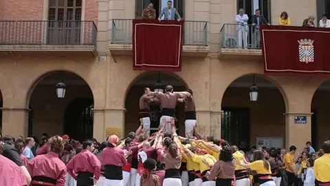 Els Castellers de Lleida en la Festa Major de Mollerussa.