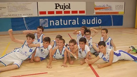 Els campions territorials del Club Bàsquet Mollerussa.