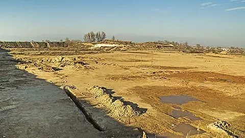 Finca en la que està previst construir la pista d'atletisme.