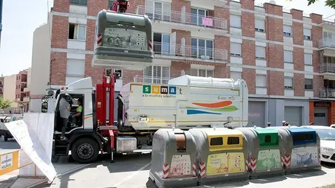El vehicle de recollida dels contenidors a Mollerussa @Territoriscat