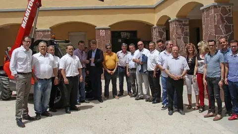 Els representants de les empreses col·laboradores de l'INS Mollerussa