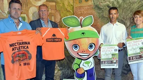 Presentació de la Nectarina Atlètica d'Alcarràs a la Diputació