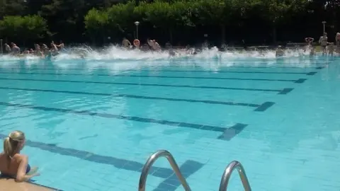 Salt col·lectiu Mulla't per l'esclerosi múltiple a les Borges 2015