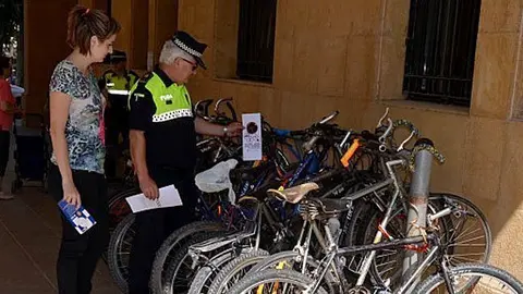 La campanya va adreçada a usuaris de bicicletes, patinets i monopatins