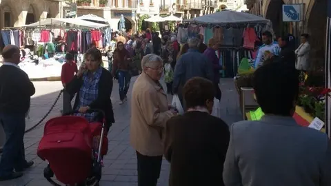 Mercat de dissabte a la Plaça de les Borges T