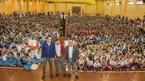 Solsona, Caball i Reñé assisteixen a la festa d'aniversari de la campanya Disfruita-la a Mollerussa