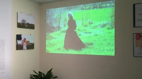 Exposició Fades al Complex Cultural de Juenda
