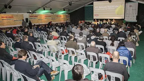 Acte inaugural de la passada Jornada Fructicola de l'Irta a Mollerussa. Foto: Arxiu