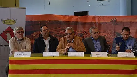 <p>premi garrigues portada</p>