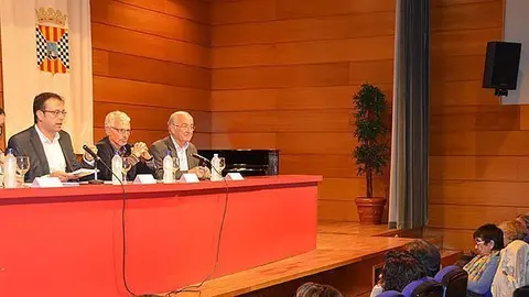 El jutge Santi Vidal presenta el projecte de Constitució Catalana