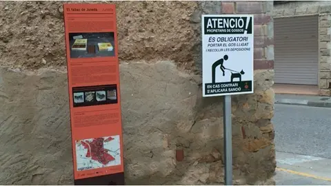 Els nous cartells de la campanya de sensibilització dirigida als propietaris de gossos a JunedaT