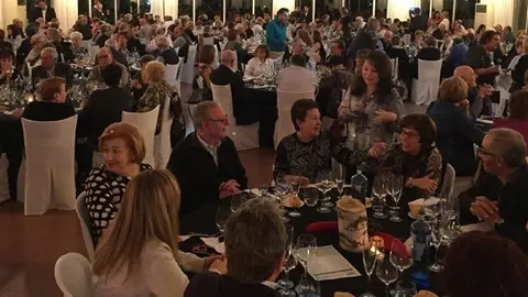 El sopar a Benefici de l'Associació Contra el Càncer de Juneda al Palau de MargalefT