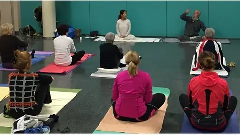 Yoga solidari a Juneda