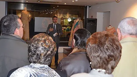 Exposicio Vestits Historia portada
