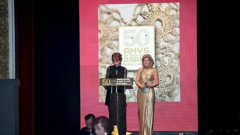 Carme Polo - Presenta llibre 50 anys de Vestists (2)