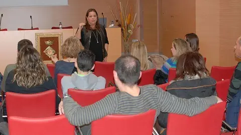 Xerrada Anna Soldevila a Sidamon