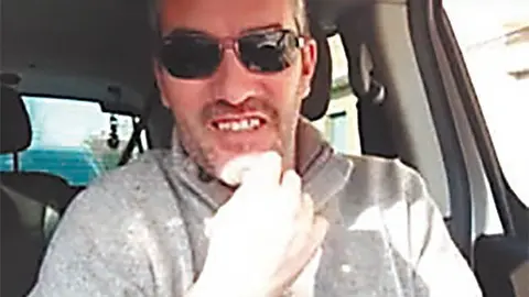 Noel Iglesias, autor del vídeo que triomfa a les xarxes socials