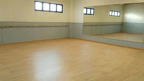 Imatge del parquet que s'ha substituït al gimnàs municipal del Palau d'Anglesola