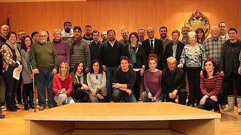 Els nous vocals de les Juntes de Veïns dels pobles amb els regidors de l'Ajuntament de Tàrrega portada