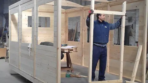 Formació en fusteria que imparteix el Centre de Formació La Solana de Tàrrega