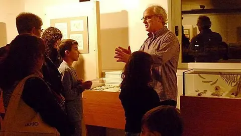 Inauguració exposició 'Empremtes del passat'2 portada